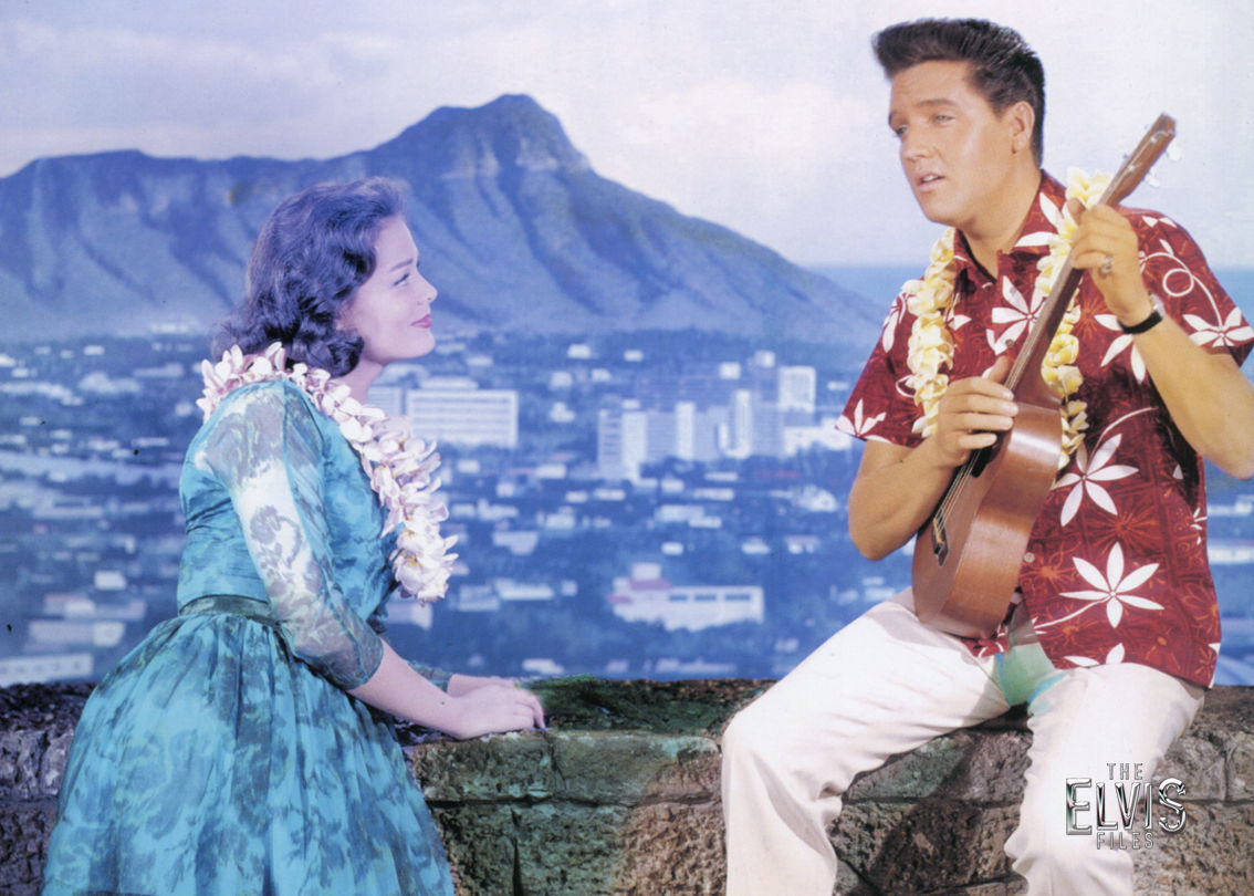 ELVIS EN EL RODAJE DE BLUE HAWAII