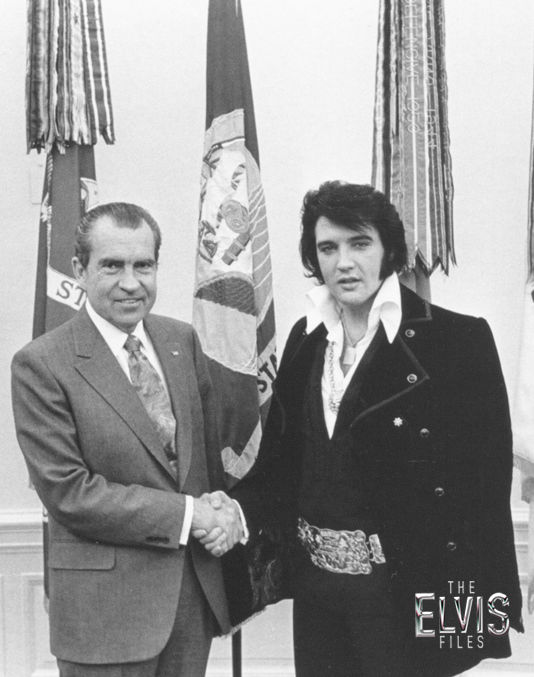 Elvis y Nixon