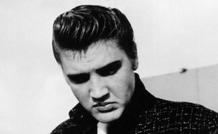 ELVIS,  ESTRELLA DE CINE